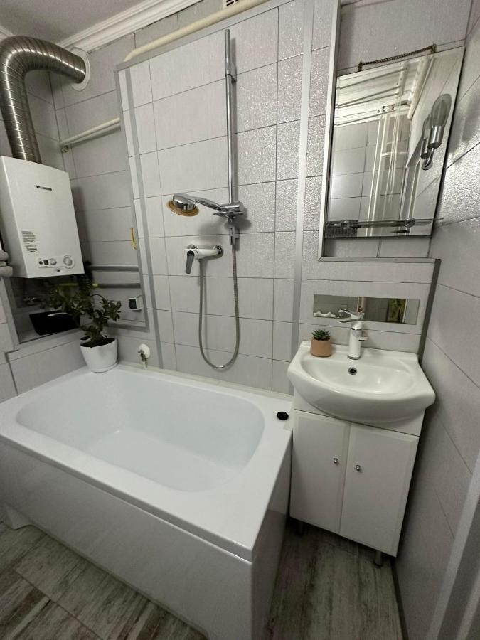 Stella4 Appartement Sanok Buitenkant foto